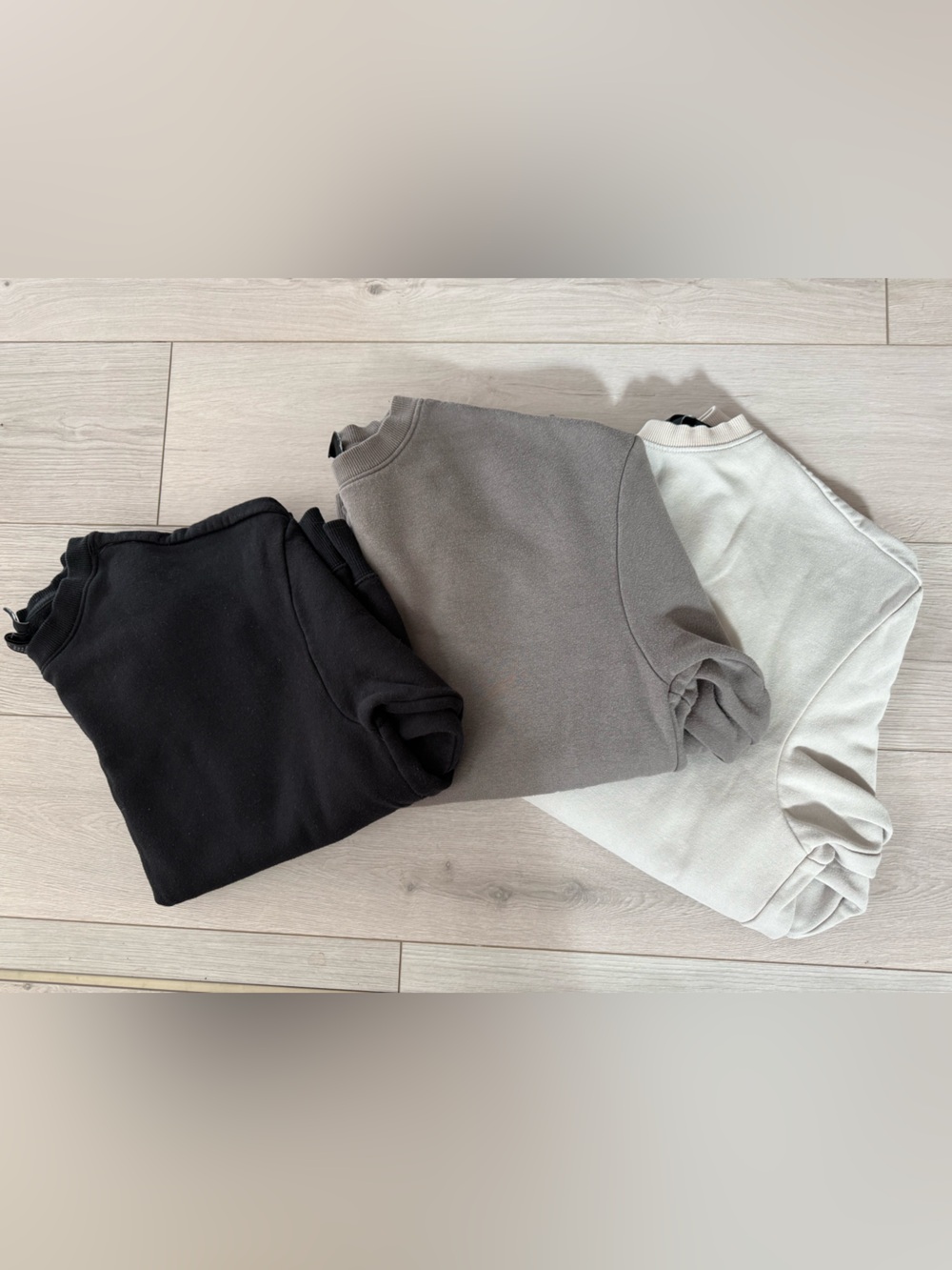 Men’s H&M Crewneck & Hoodie Sweatshirts-Black, Gray, Cream, Lavender